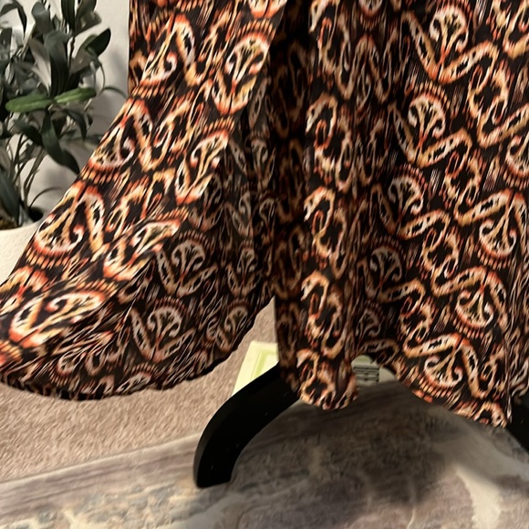 NWOT Momoni Silk Midi - Picture 5 of 14